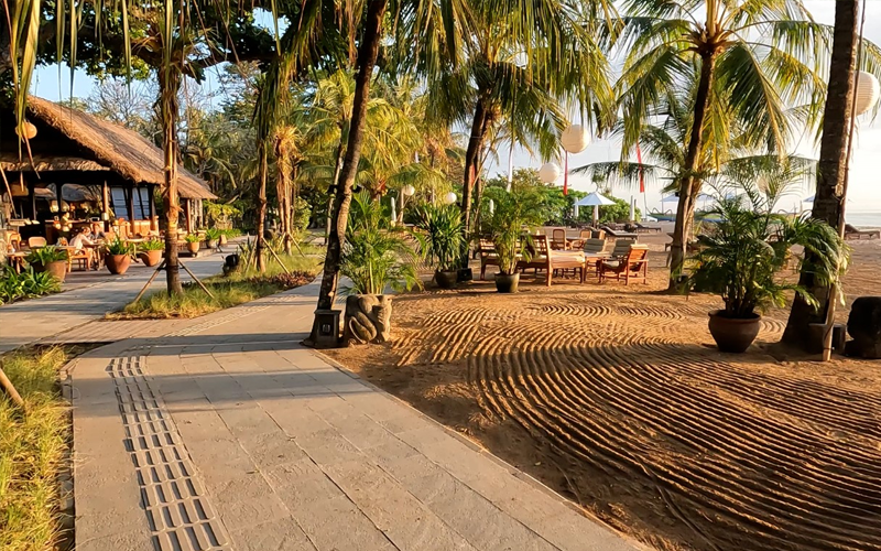 https://img.balihoneymoon.com/regions/sanur-promenade.png