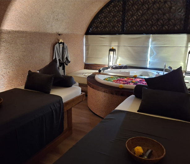 Start with a welcome drink and by picking your massage oil flavor or scrub type.